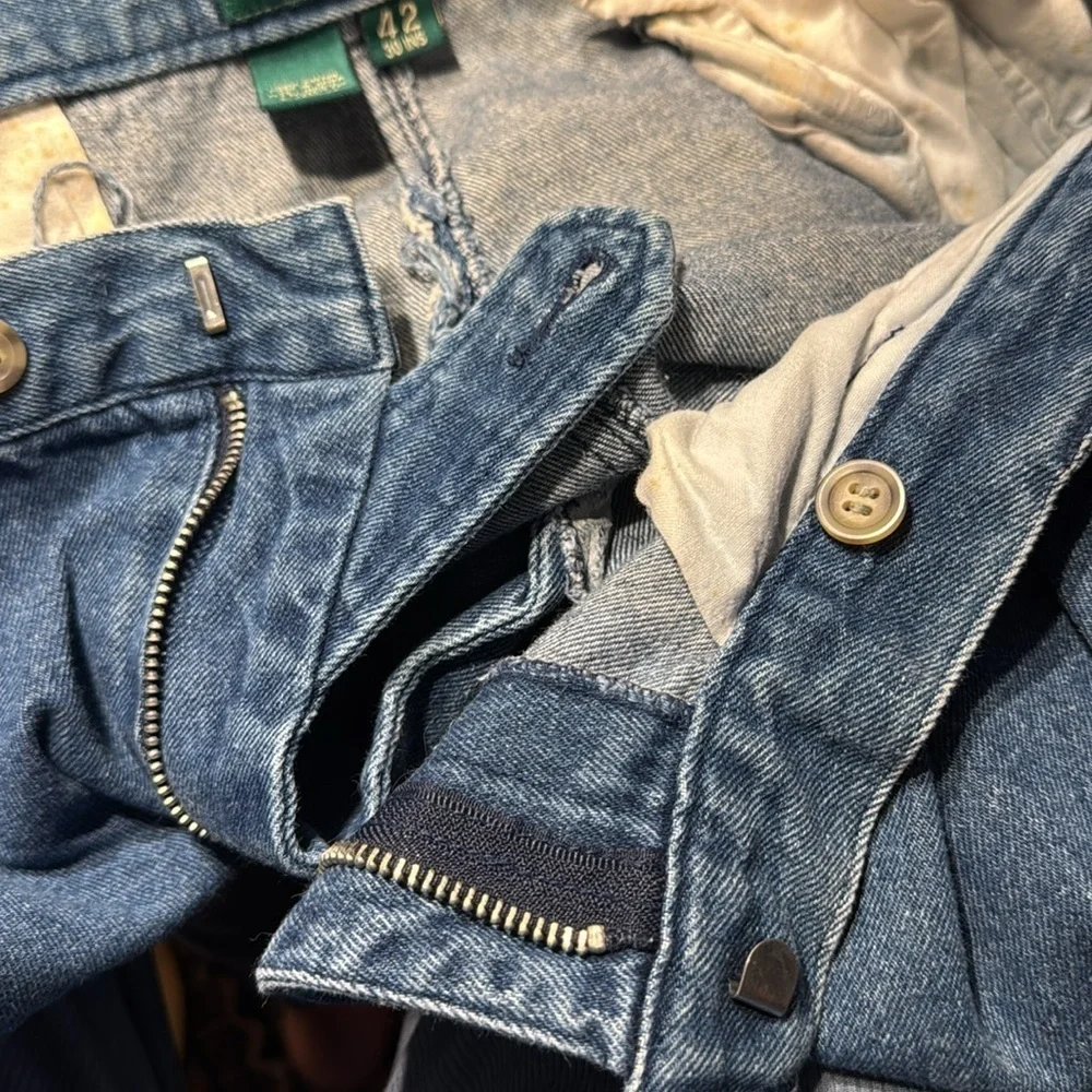 Arcadia Men's Blue Jeans size 42 x 30
EUC - Picture 3 of 4